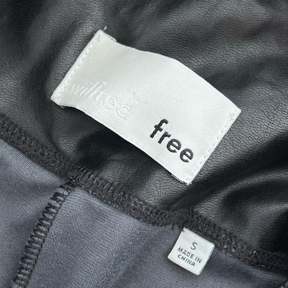 Aritzia wilfred free - Daria black faux leather leggings - Picture 2 of 3